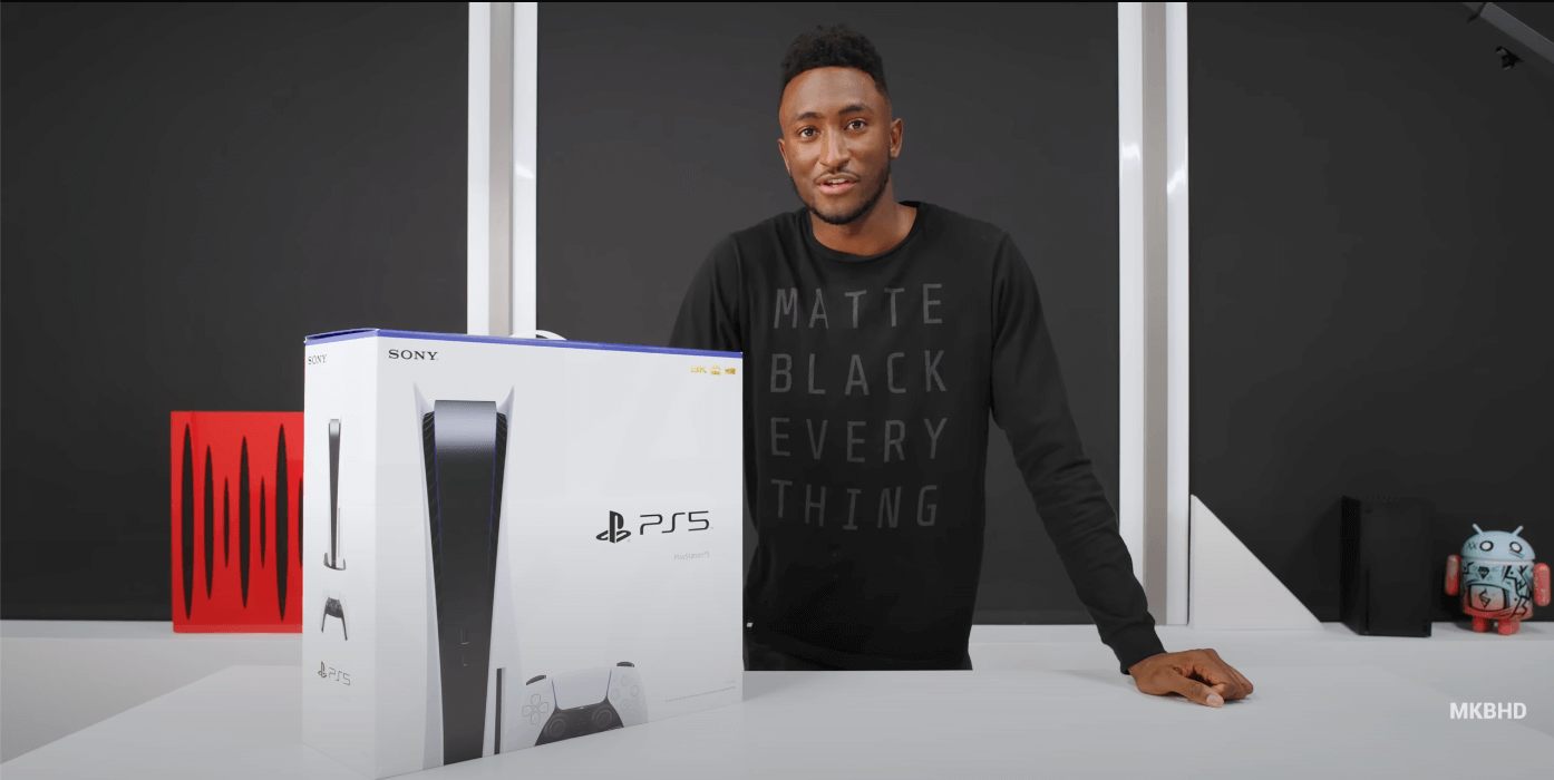 Influencer testimonial example: Video of Mkbhd reviewing a product