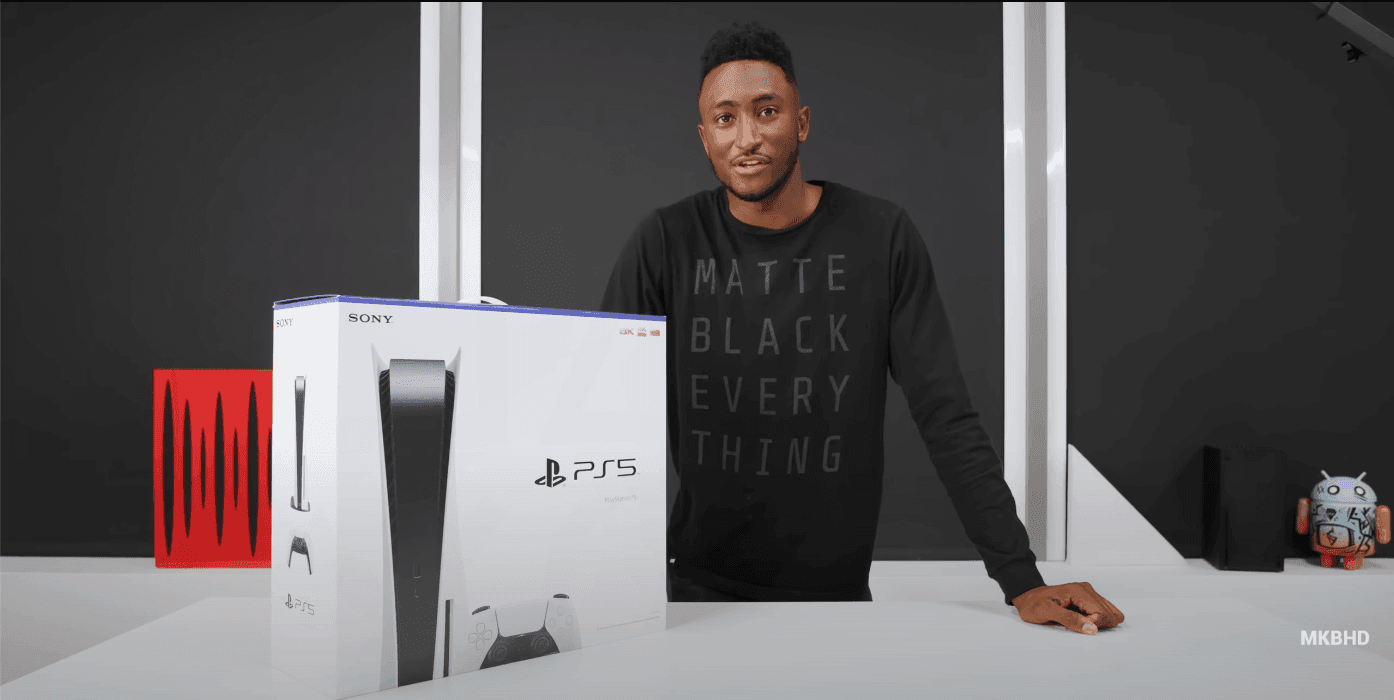 Influencer testimonial example: Video of Mkbhd reviewing a product